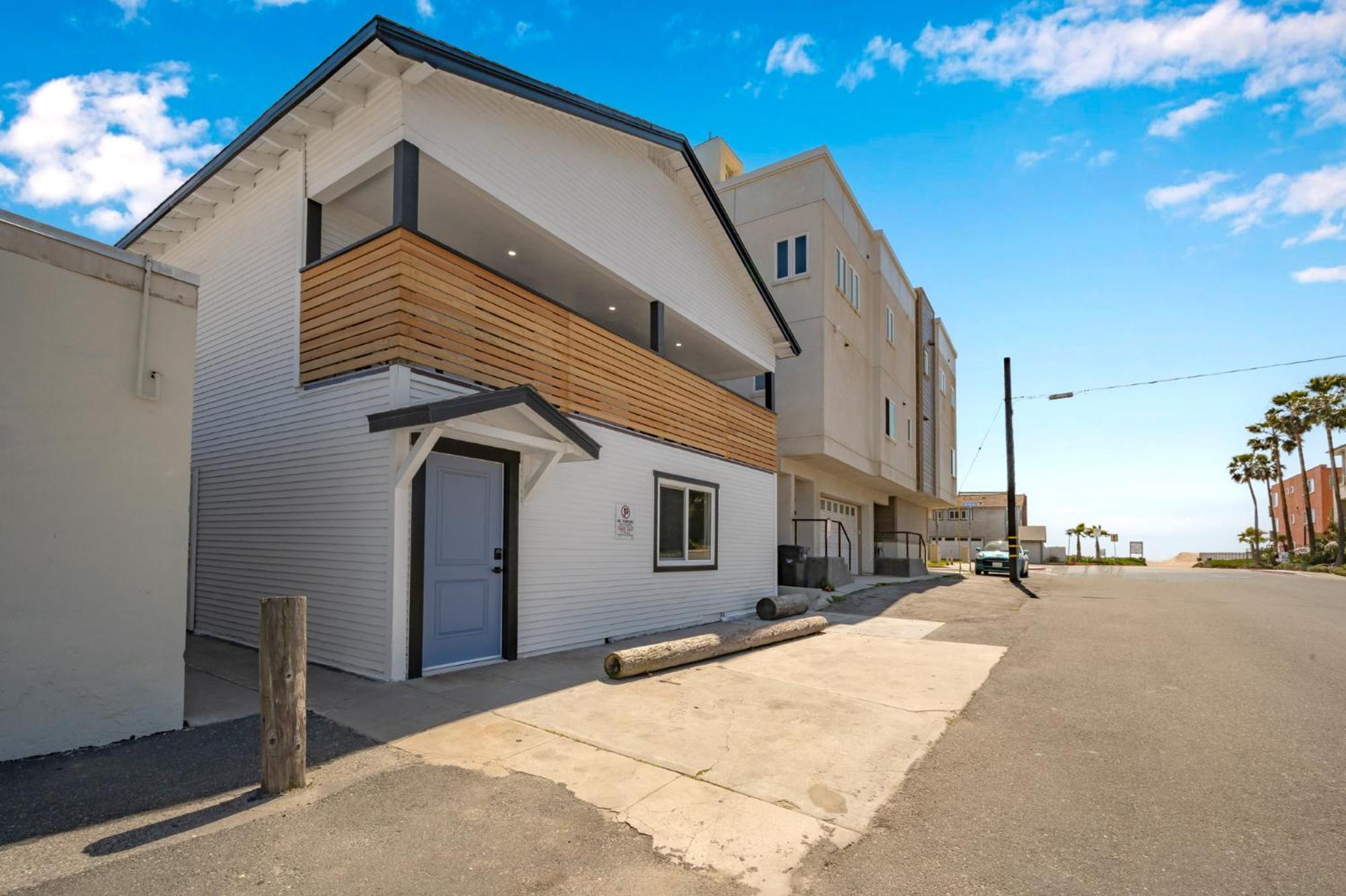 Brand New Home By The Beach & Historic Sunset Water Tower Сансет-Бич Экстерьер фото